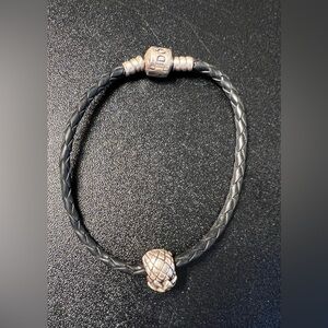 Pandora Moments Black Leather Sterling Silver 925 Acorn Charm Bracelet